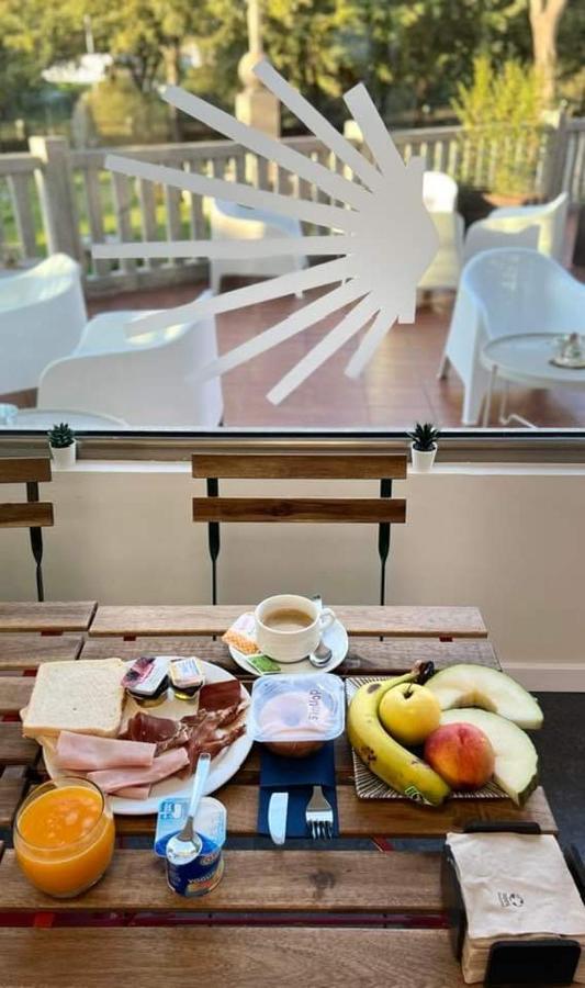 Albergue As Pozas Termais Caldas De Reis Bagian luar foto